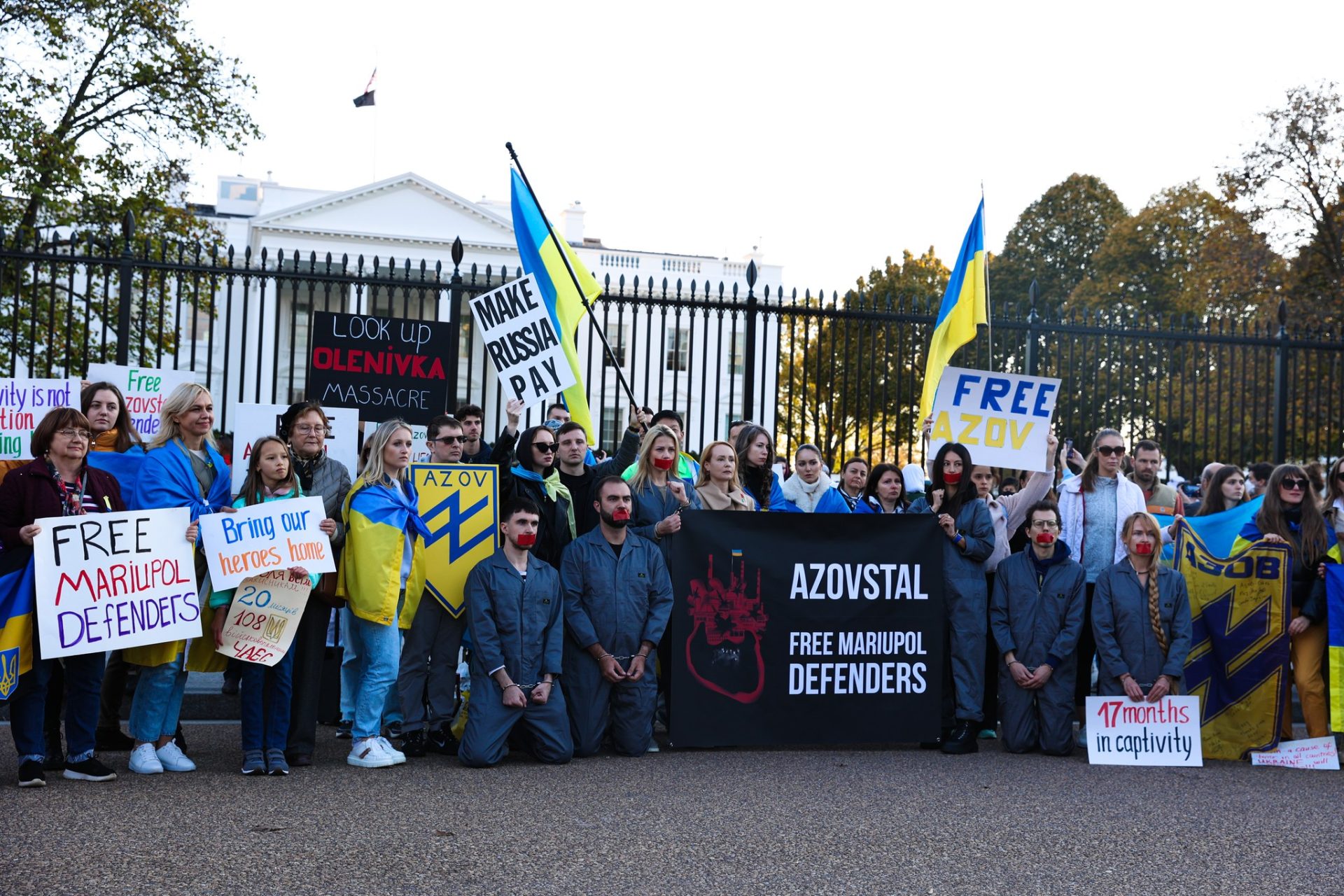 “Free Mariupol Defenders” rally in front of the White House in Washington DC