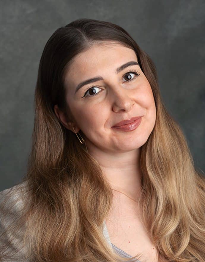 alisa-smyrna-united-help-ukraine