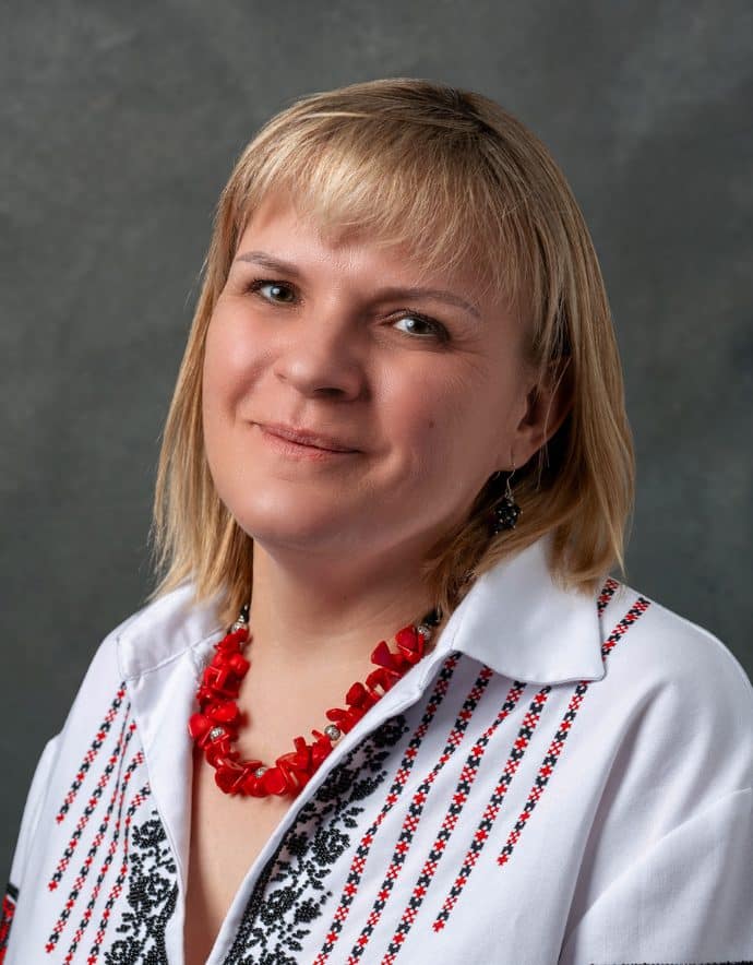 united-help-ukraine-board-Anna-Yabluchanska